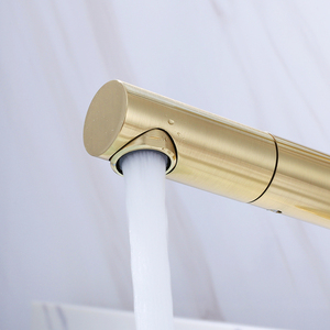 <span class=keywords><strong>Rubinetto</strong></span> per <span class=keywords><strong>lavabo</strong></span> con acqua calda e fredda a 360 gradi in ottone dorato spazzolato <span class=keywords><strong>rubinetto</strong></span> per <span class=keywords><strong>lavabo</strong></span> da bagno estraibile <span class=keywords><strong>alto</strong></span> monoforo monocomando - Product Image 3