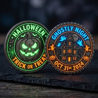 Personalisierte Halloween-Zinklegierung Leuchtende Emaille-Logo-Party-Souvenir-Gussmetall-Leuchtende-Herausforderungsmünzen