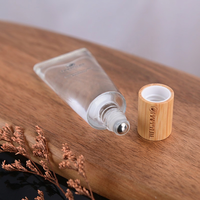 Flacon roll-on en verre épais de 10 ml, avec bouchon en bambou, rechargeable, surface transparente, luxe, pour huiles essentielles et parfums.