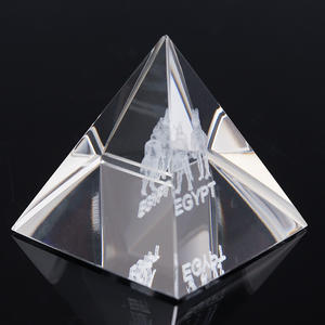 Nuevo pisapapeles <span class=keywords><strong>de</strong></span> cristal estilo Feng Shui <span class=keywords><strong>Egipto</strong></span> pirámide Faraón modelo para grabado láser artesanías <span class=keywords><strong>de</strong></span> cristal - Product Image 4