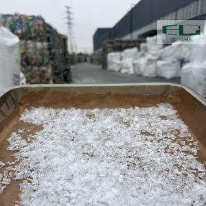 Flocons de bouteilles PET recyclées, transparentes, lavées <span class=keywords><strong>à</strong></span> chaud et séchées, <span class=keywords><strong>à</strong></span> prix compétitif, pour fibres textiles et déchets de polyéthylène - Product Image 5