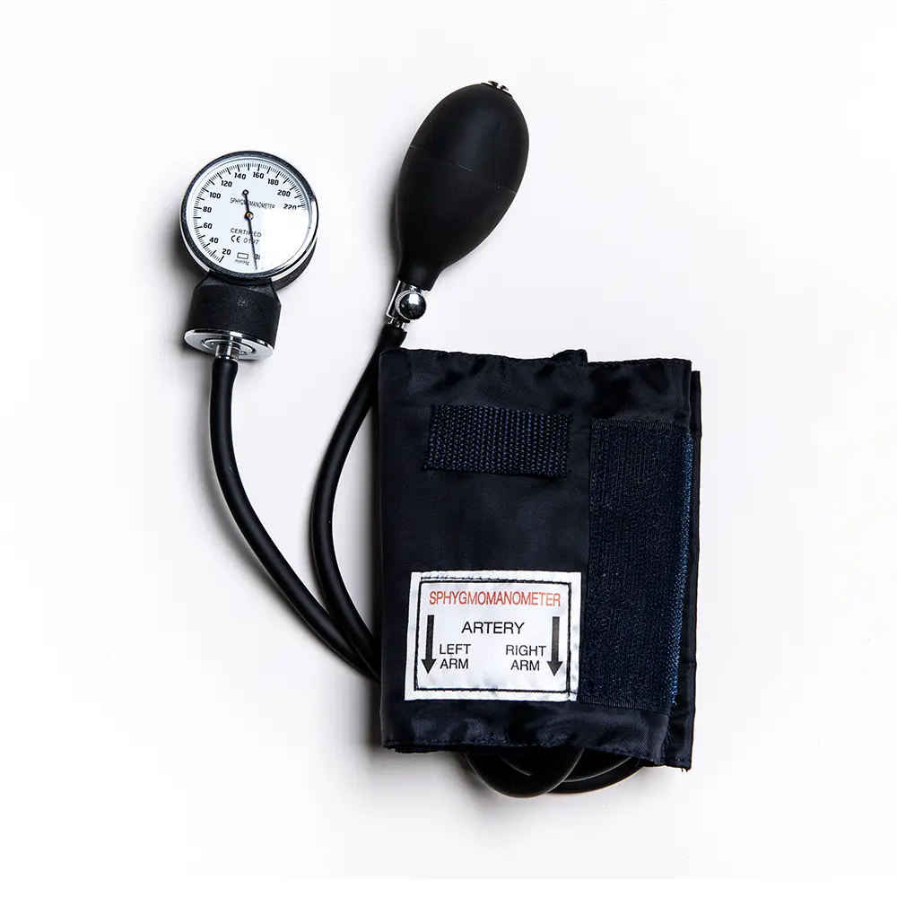 ประเทศจีนผู้ผลิตอัตราการเต้นหัวใจวัดสีดำคู่มือแขนบารอมิเตอร์ Price ราคา