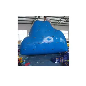 Manufacturers direct water supply on the iceberg gas model inflatable rockery large water toys climbing summer playground