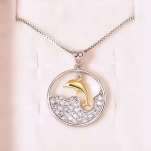 Collier pendentif en cristal de dauphin bicolore pour femmes, style océan, chaîne de clavicule, bijoux tendance - Product Image 6