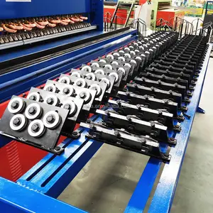Automatic Euro Fence Roll Panel Making Machine Low Carbon Steel Galvanized Welded Wire Mesh Provided 3 - 6 Mm Online Service 5.5
