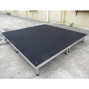 Scène modulaire portable en aluminium, facile à assembler, pour événements. - Product Image 4