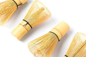 Customized Color Rope Bamboo Green Tea Japanese 80 Prongs Whisk With Plastic Jar Chashaku for Matcha - Product Image 3