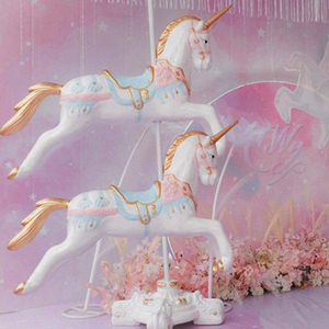 Carrousel taille réelle en fibre de verre, grande taille, joyeux go autour du cheval, statue de carrousel de parc d'attractions personnalisée - Product Image 3
