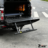 Nouvelle Camper Van Automatique à Essence 4x4 Tout-Terrain avec Tente de Toit, Émissions EURO 6, Poids Total Autorisé en Charge (PTAC) 2260 kg pour le Camping
