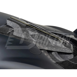 ฝาครอบเครื่องยนต์ด้านหลังคาร์บอนสไตล์ F9XX สำหรับ Ferrari SF90 Stradale - Product Image 4