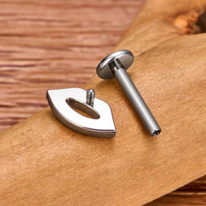 Venta al por mayor ASTM F136 Titanio 16G <span class=keywords><strong>Boca</strong></span> en forma de rosca interna Nariz Stud Cartílago Helix Pendiente Labret <span class=keywords><strong>Piercing</strong></span> para el cuerpo Joyería - Product Image 4