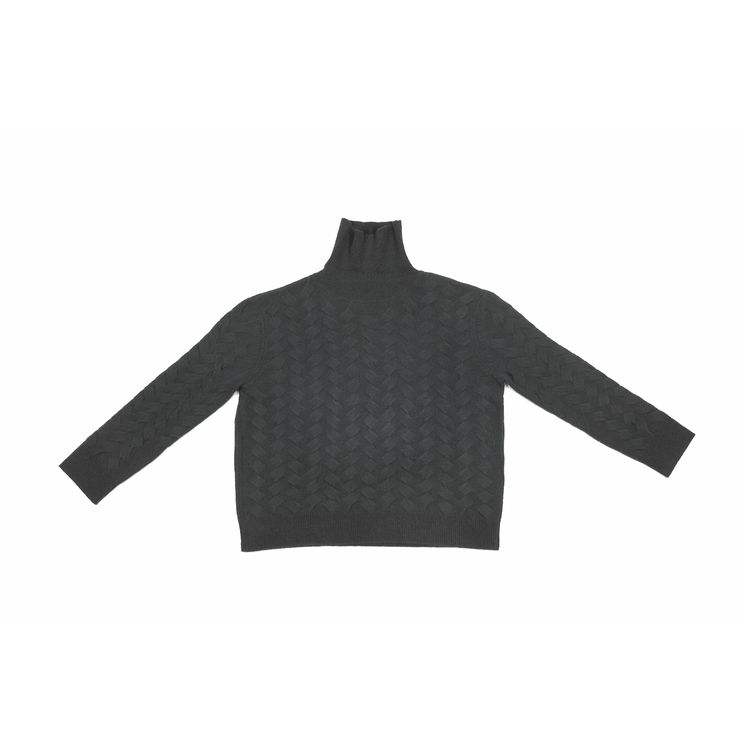 สีเทาเข้ม