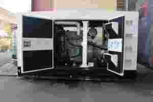 เครื่องกำเนิดไฟฟ้าเคลื่อนที่แบบเงียบ KAIHUA KH-20GF 20kW สำหรับเครื่องยนต์ 3 เฟส สตาร์ทแบบ C กำลังไฟ 40kw 50kw 80kw 100kw 120kw 160kw 180kw ระบบระบายความร้อนด้วยน้ำ - Product Image 4