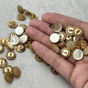 Móng ngựa ốc vỏ tự nhiên nút kim mẹ của Ngọc Trai nút cho phong cách Trung Quốc sườn xám Hanfu trang trí DIY dệt kim - Product Image 5