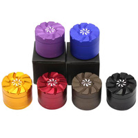 Broyeur d'herbes unique en forme de fleur Vente chaude en alliage d'aluminium 50mm Fleur sculptée en métal