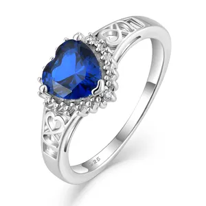 Glanzender S925 Sterlingsilber Herzschnitt blauer Saphir Ring Valentinstagsgeschenk Schmuck für Mädchen