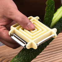 Keuken Creatief Multifunctioneel Schilmesje 3-In-1 Magische Dunschiller Schraper Meloen Rasp Schilmessenrasp Rasp Shredde