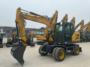 Excavadora de Ruedas de Primera Calidad XE105WG de 10.5 Toneladas y 100 HP con Martillo Multifuncional y Tubería - Product Image 1