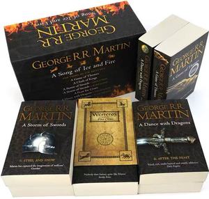 Collins Song Ice Fire Original English Novel Set 7 Livres Édition Complète <span class=keywords><strong>Game</strong></span> <span class=keywords><strong>of</strong></span> <span class=keywords><strong>Thrones</strong></span> Coffret Importé en Papier Léger - Product Image 5