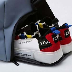 Sac de sport pour femme résistant à l'eau avec logo personnalisé, compartiment à chaussures, sac de sport pour entraînement physique - Product Image 5