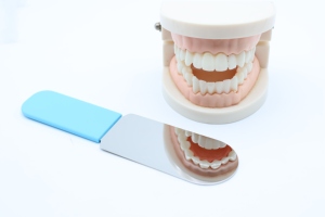 Espejo oclusal reflector intraoral dental con mango azul, espejo reflector intraoral de vidrio chapado en rodio para fotografía oral - Product Image 5