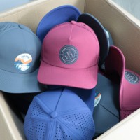 Gorra de béisbol y golf con ala curva perforada con láser de fibra de poliéster 100% al por mayor, gorra impresa personalizada para deportes al aire libre de secado rápido