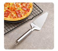Kingwise Set pemotong Pizza Stainless Steel, pemotong Pizza & roda kustom, peralatan dapur 2 buah, alat Pizza tajam