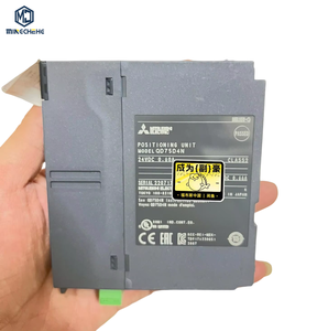 Module PLC QD75D4N, contrôleur logique programmable, module d'automatisation industrielle, module de contrôle de mouvement haute performance, industriel - Product Image 1