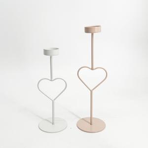Kim loại hình trái tim người giữ ngọn nến sắt người giữ ngọn nến với xử lý trắng đen và hồng - Product Image 2