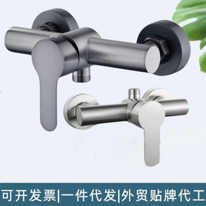 ก๊อกน้ำฝักบัวสแตนเลสแบบติดผนัง 2 หัวจ่ายน้ำ พร้อมวาล์วเซรามิก 3 ทาง - Product Image 2