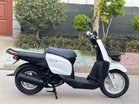 Scooter de transport japonais Yamaha1 avec grand porte-bagages, 50cc EFI, refroidissement liquide, quatre temps, à essence, automatique, pour adulte, moto de rue