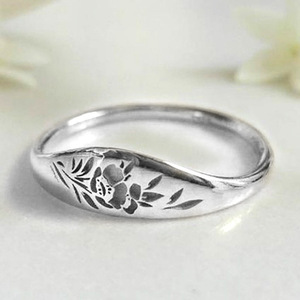 Bagues en alliage à motif floral F823 plaquées or 18 carats, bijoux de mode unisexe, cadeau pour femmes et hommes - Product Image 4