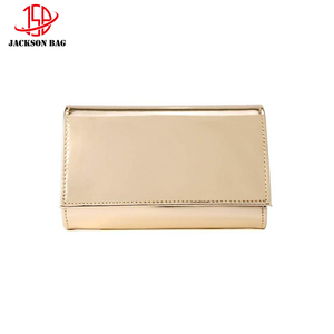Pochette lucida in pelle verniciata lucida borse a tracolla da donna borsa a tracolla borse regalo lucide per un po 'di brillantezza Extra - Product Image 5