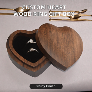 Caja de Regalo de Joyería de Madera en Forma de Corazón, Hecha a Mano y Personalizada, para Anillos de Compromiso, Aniversario o Propuesta de Matrimonio - Product Image 2