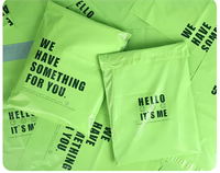 Sac d'expédition d'expédition vert OEM pour l'expédition de vêtements sac d'échantillons gratuits emballage de sacs en plastique poly avec logo personnalisé imprimé