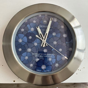 <span class=keywords><strong>Orologio</strong></span> <span class=keywords><strong>da</strong></span> <span class=keywords><strong>parete</strong></span> di lusso rotondo in metallo moderno <span class=keywords><strong>con</strong></span> <span class=keywords><strong>orologio</strong></span> <span class=keywords><strong>da</strong></span> polso silenzioso personalizzato <span class=keywords><strong>numeri</strong></span> 3D nero luminoso <span class=keywords><strong>orologio</strong></span> <span class=keywords><strong>da</strong></span> <span class=keywords><strong>parete</strong></span> grande diamante - Product Image 6