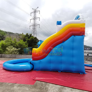 Equipo de Juegos para Exteriores, Tobogán Acuático Inflable Comercial de Tres Carriles con Piscina Integrada - Product Image 4