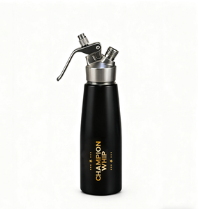 Pistola Espumadora de Crema de 500ml, Dispensador de Crema para Decoración, Batidor de Crema Fresca para Café y Postres, Dispensador de Mantequilla - Product Image 5