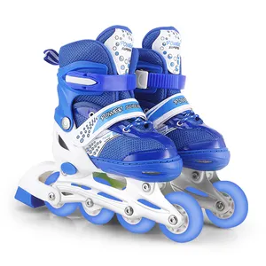 Amazon hot Adjustable 4 PU wheels rollerskates roller inline scating skiting shoes patine quad flashing roller skates for kid