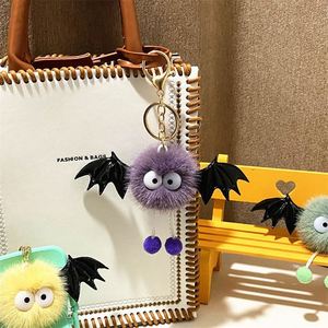 Promotion mignon chauve-souris en peluche porte-clés jouets <span class=keywords><strong>Kawaii</strong></span> monstre boule <span class=keywords><strong>de</strong></span> cheveux elfe porte-clés Halloween démon porte-clés pompons bouffée boule porte-clés - Product Image 5