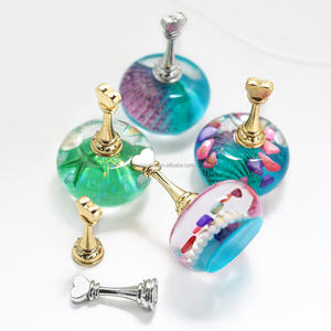 Soporte de resina para decoración de uñas al por mayor, soporte de aleación para práctica de concha marina de hielo submarino, soporte de exhibición de placa magnética fuerte para decoración de uñas - Product Image 2