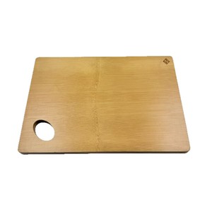 Tabla de cortar de bambú rectangular de 36x25.5x1.5cm con asa para uso en la cocina - Product Image 2