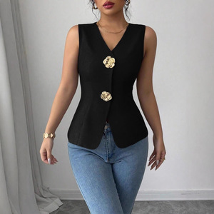 Chaleco sin mangas con cuello en V para mujer, con botones dorados con diseño floral, elegante y ajustado. - Product Image 3