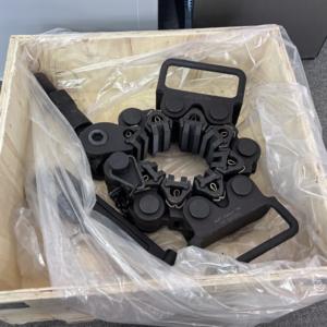 Alat Kepala Sumur API 8C Cast Iron Merek JCPT WA-C 9 5/8 inci 12 Link Penjepit Pengaman Casing - Product Image 3