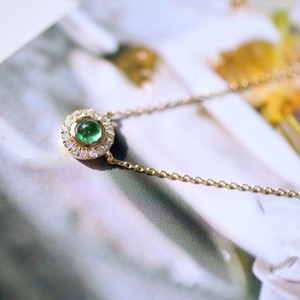 Collana Minimalista con Ciondolo Rotondo per Donne, Piccolo Charm Ovale, Gioiello Elegante e alla Moda per Uso Quotidiano, Idea Regalo - Product Image 3