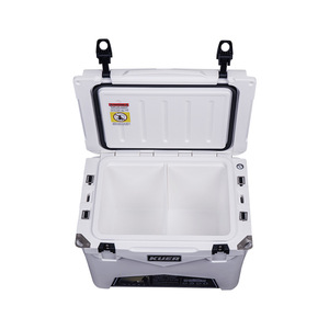 Glacière Kuer 35 Quarts Rotomoulée Isolée pour Camping Extérieur, Réfrigérateur Portable en PE de Qualité Alimentaire - Product Image 2