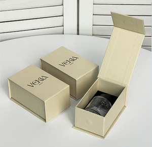 New high-end magnetic flip-top gift <b>box</b> <b>Small</b> batch customization Perfume jewelry cosmetics Simple universal packaging <b>box</b> - Product Image 1