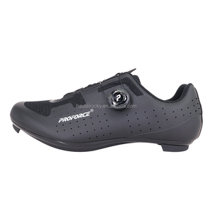 Chaussures de cyclisme pour hommes les plus vendues avec boucle en maille respirante Logo OEM personnalisé pour vélo de route en toutes saisons - Product Image 1