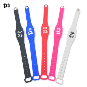 Bracelet en silicone tendance avec <span class=keywords><strong>paiement</strong></span> sans contact par puce, sans utiliser d'argent liquide, de <span class=keywords><strong>carte</strong></span> ou de téléphone - Product Image 6