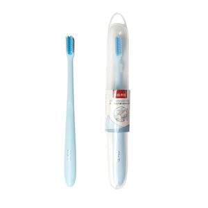 Brosse à dents orthodontique de haute qualité en forme de V à tête petite et poils souples, emballée individuellement dans une boîte en carton pour adultes - Product Image 4